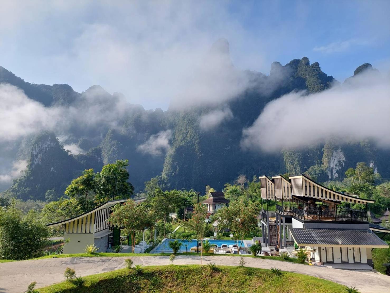 Magical Mountain View Resort Khao Sok National Park Exteriör bild