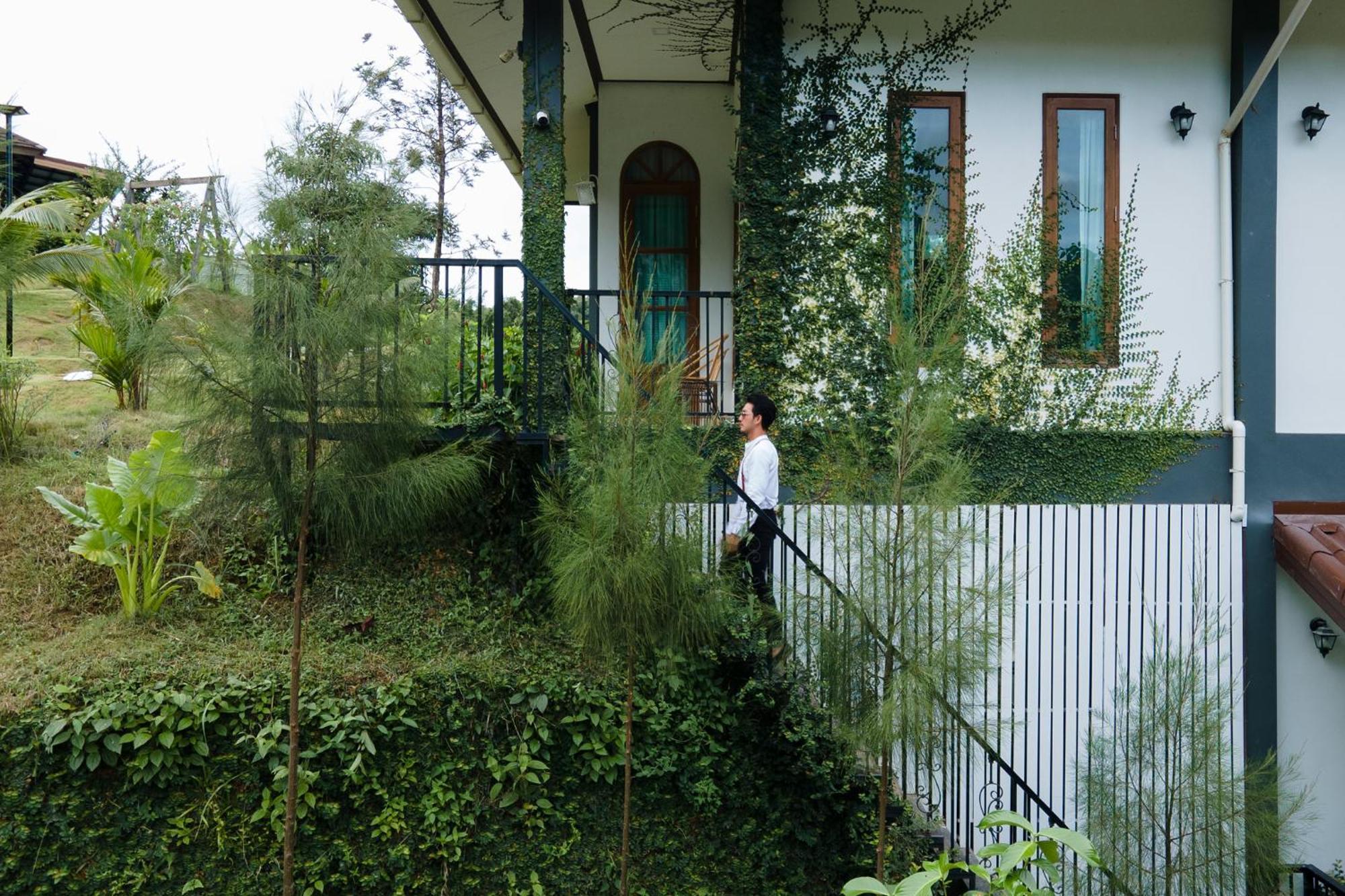 Magical Mountain View Resort Khao Sok National Park Exteriör bild